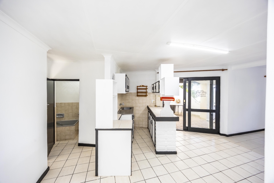 4 Bedroom Property for Sale in Cintsa West Eastern Cape
